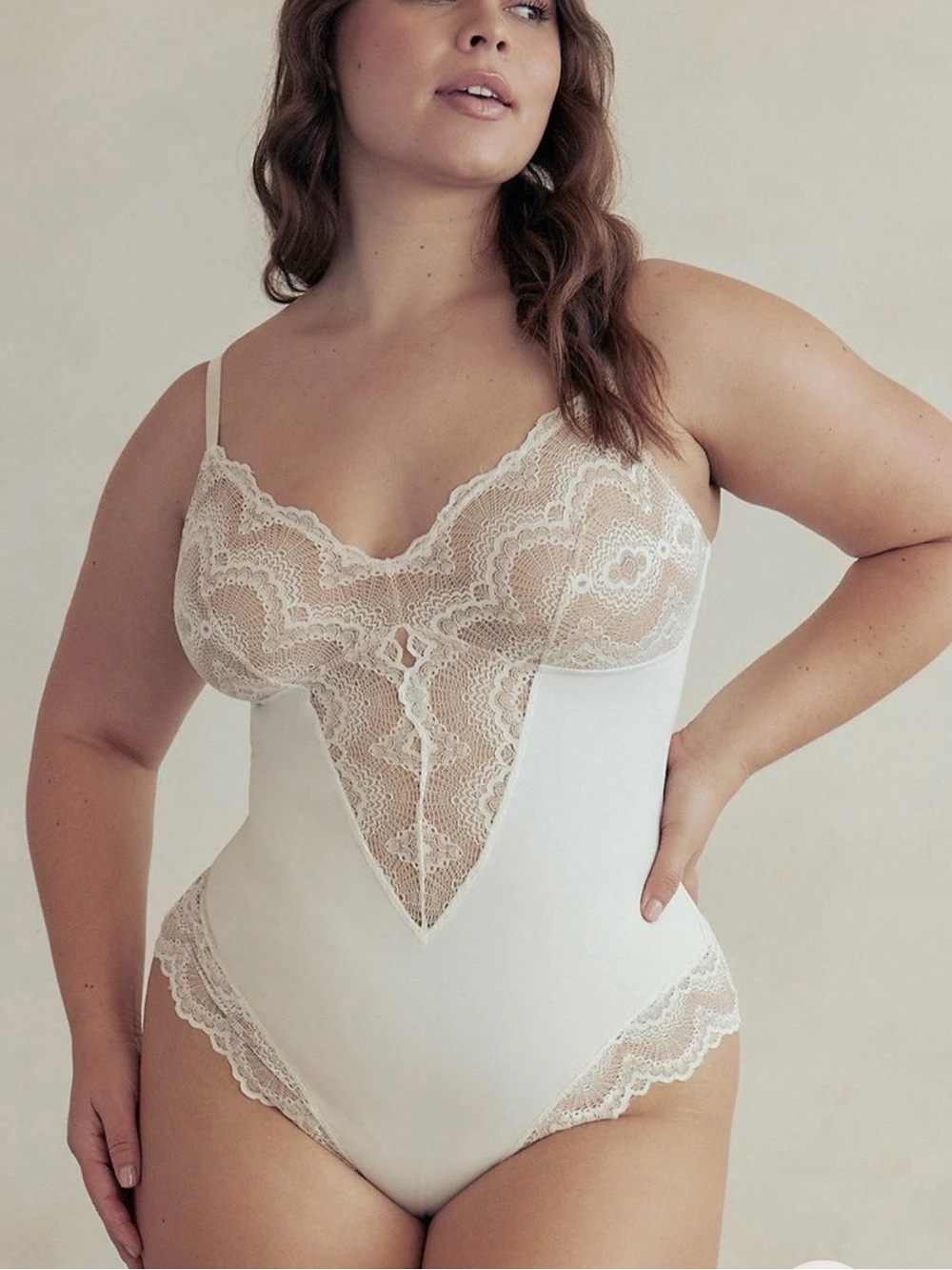 PINSY Sculpting Lace Shapewear Bodysuit Cream Bridal Size Large NWT
